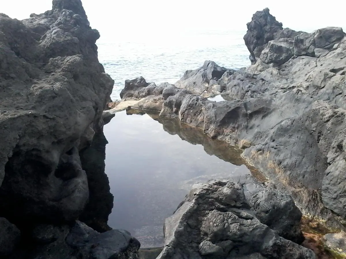 Cozy House In El Golfo + Terrace Βίλα